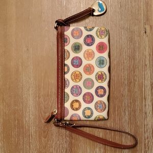 Dooney and Burke clutch